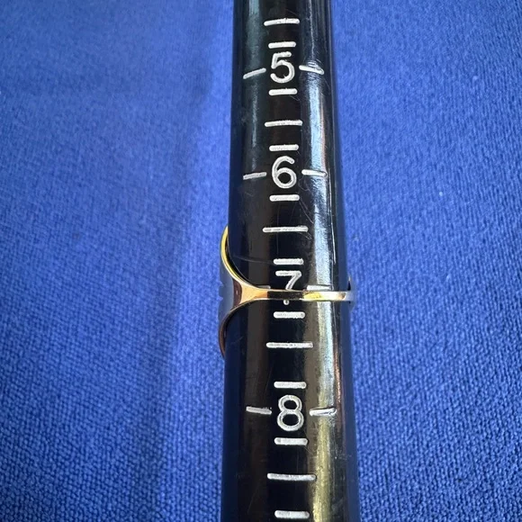 14k Gold Geometric Ring - Picture 8 of 10